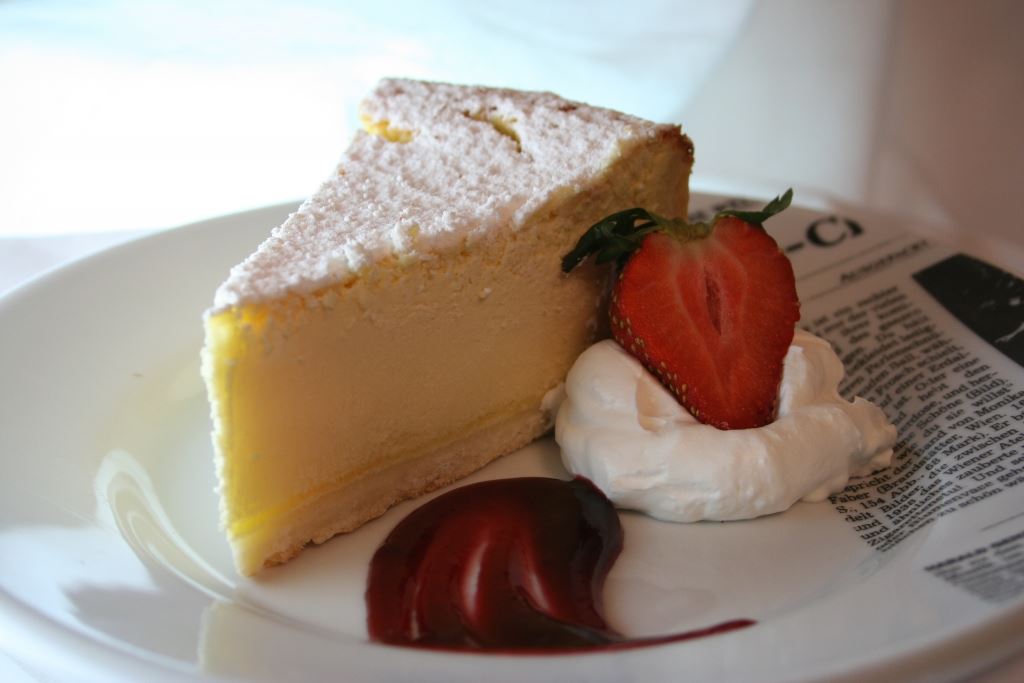 Picture of DS* ITALIAN CHEESECAKE 12 CUT
