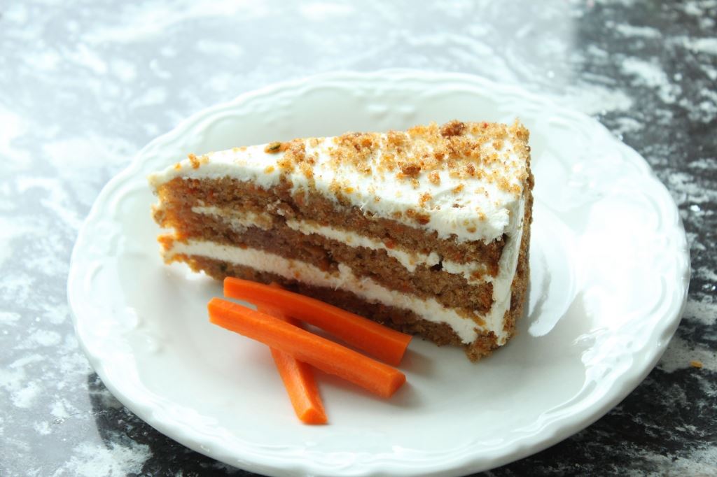 Picture of DS* CARROT CAKE 12 CUT